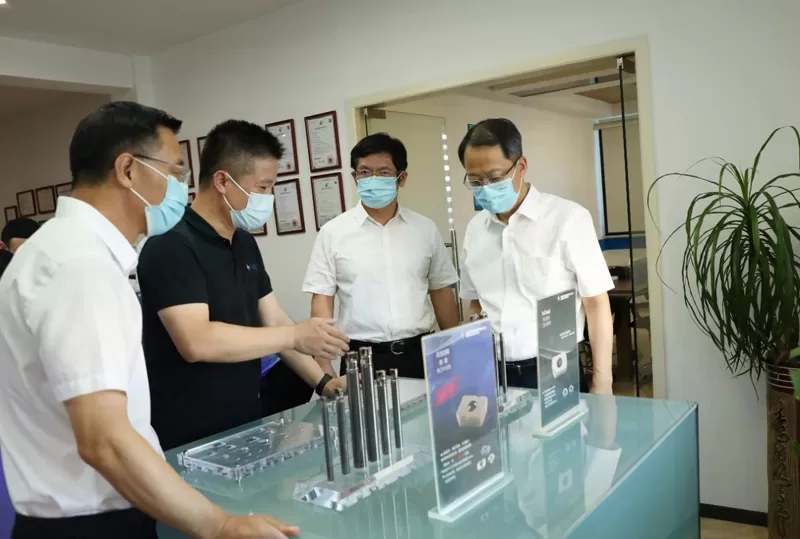 Li Yueqi, Secretary of the Municipal Party Committee, Went to SGSO Technology for Scientific and Technological Research Li Yueqi, Secretary of the Municipal Party Committee, Went to SGSO Technology for Scientific and Technological Research